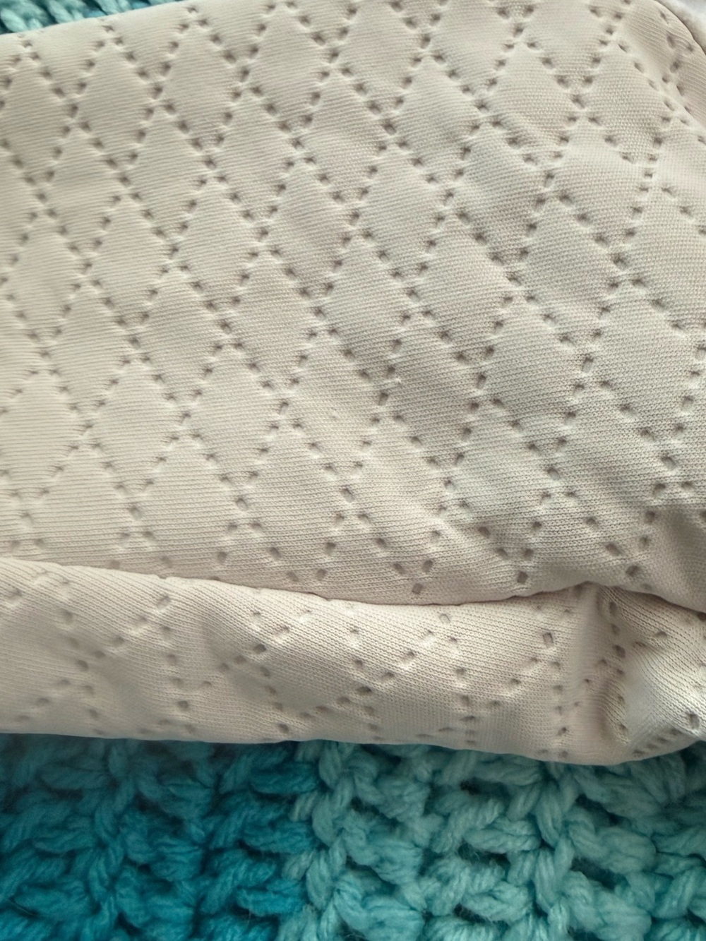 The North Face Women's Cream Jacket - Picture 6 of 6